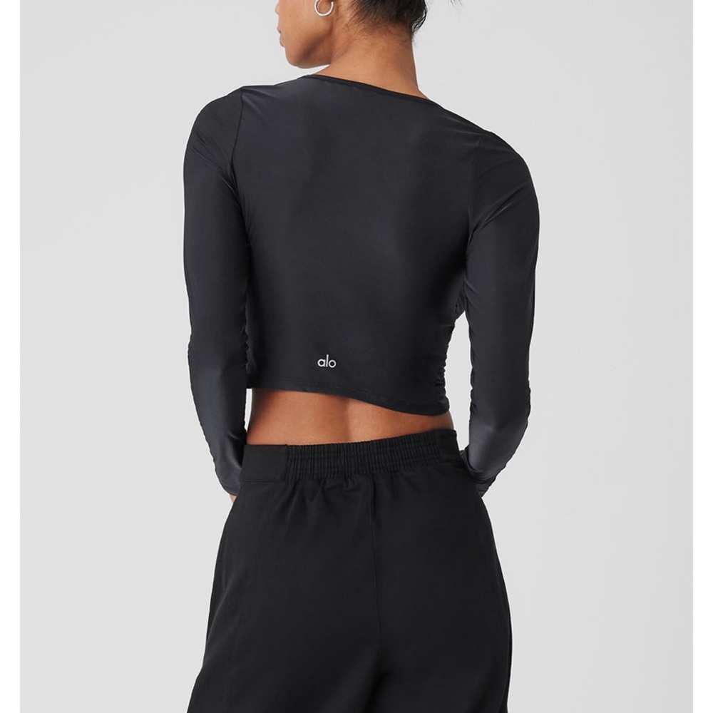 ALO Yoga stand out Long Sleeve Top - Picture 3 of 5
